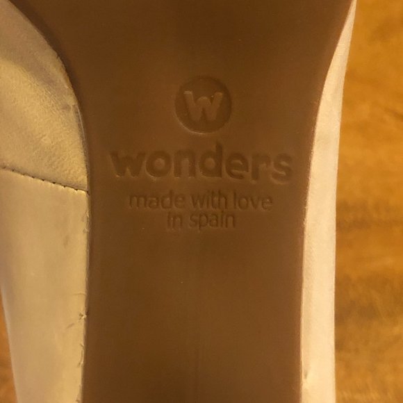 EUC Wonders Court Shoe - Cream Size 7 - Picture 10 of 13